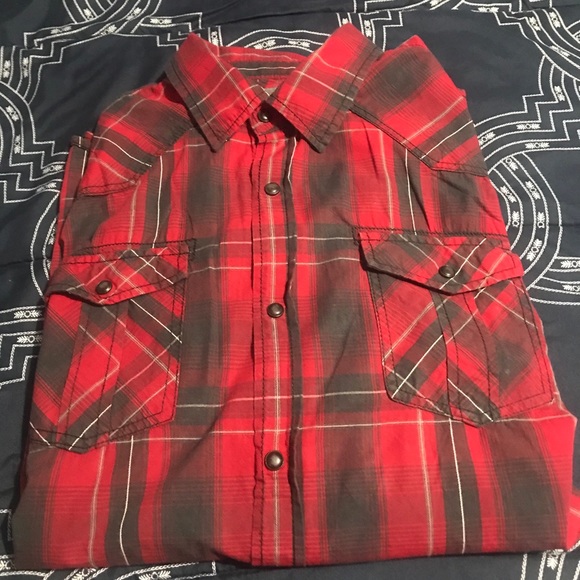 Urban Heritage Red and Black Flannel Shirt. XL - Picture 8 of 8